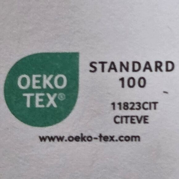 Docofil Reversible Ivory Tan Snowflakes Throw Blanket 51x67 Made in Portugal - Picture 10 of 11